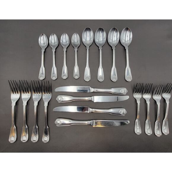 Towle LONDON SHELL Stainless JAPAN Flatware Set 20 Supreme Cutlery Vtg - Picture 2 of 10